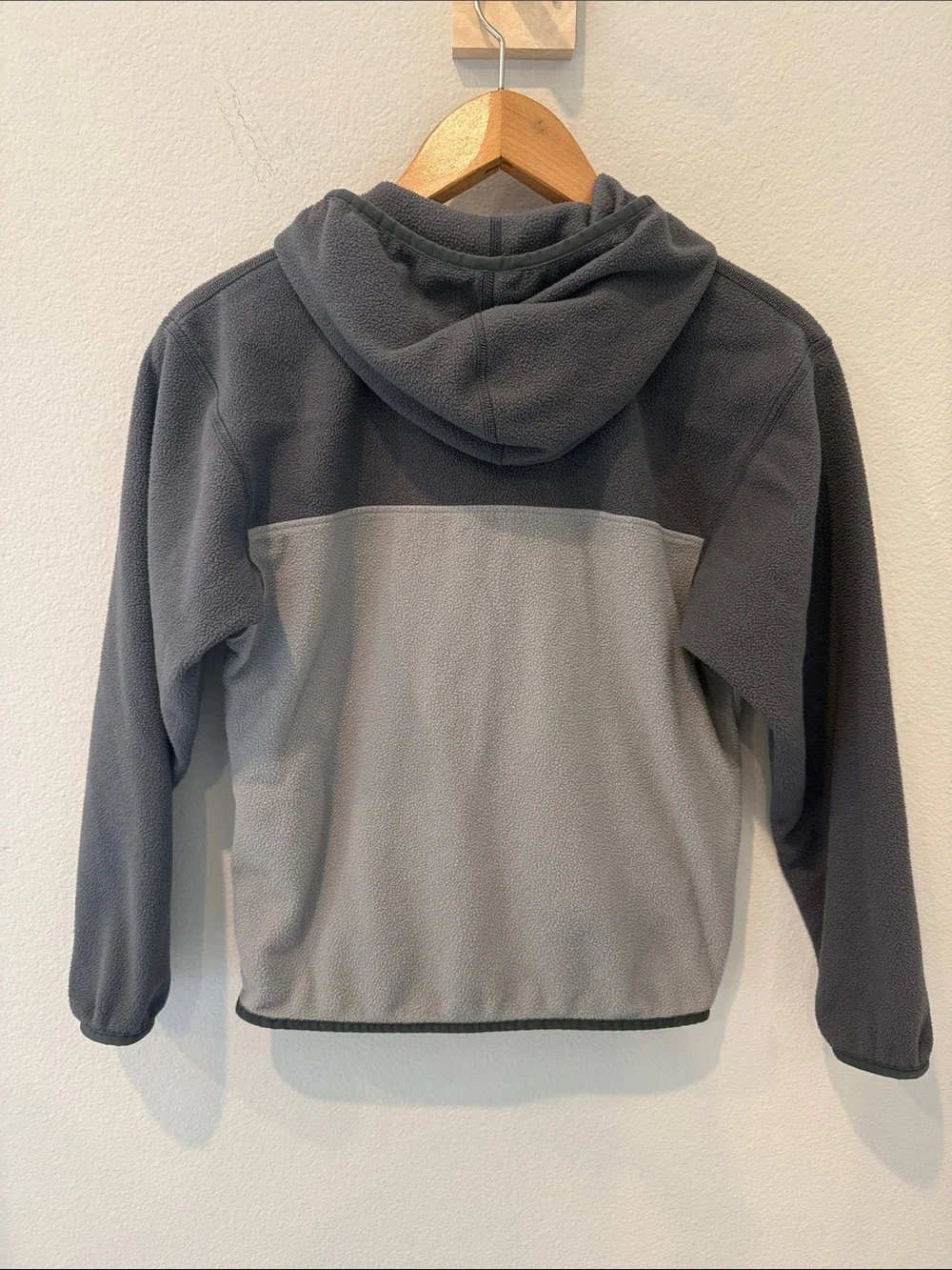 Patagonia Micro D SnapT Two-Tone Gray & Pink Kids Fleece Zip Hoodie Size Large